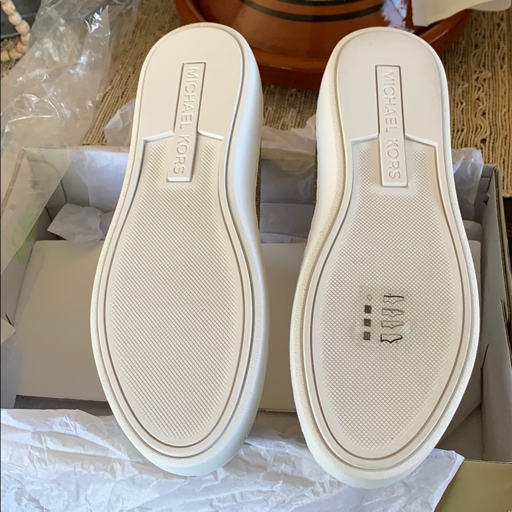 MICHAEL Michael Kors Skyler Metalic Sneakers - Picture 15 of 16